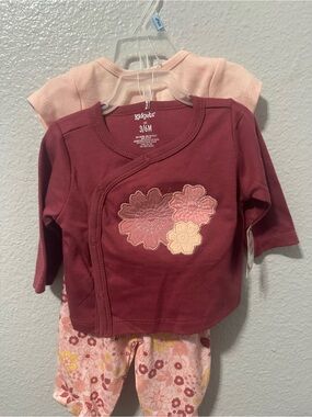 Kidgets Burgundy and Light Pink Floral Appliqué Long-Sleeve Top